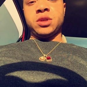 Meet your Posher, Pierre